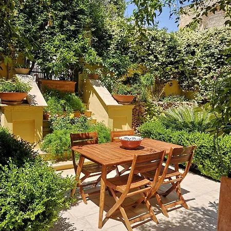 Bed & Breakfast Corte San Giuseppe *