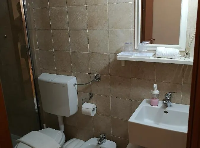 Corte San Giuseppe فندق مبيت وإفطار كازارانو