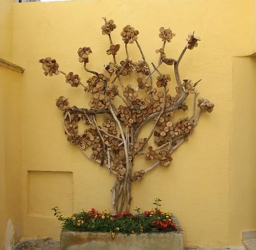 Corte San Giuseppe 3* كازارانو